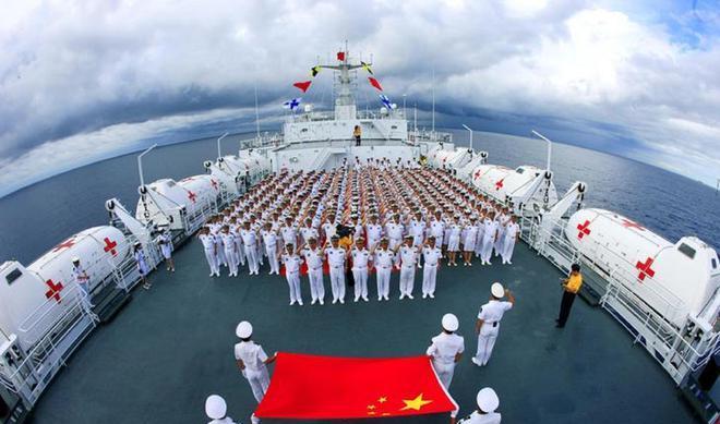 中国怕不怕美国？怕，怎么可能不怕！地球上谁能真说不怕美国？但怕不代表认怂！如果我