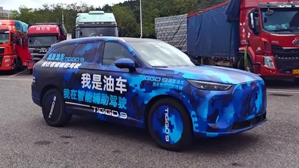 月销2900台！奇瑞瑞虎9改款自救，悬浮双屏，燃油版首搭猎鹰智驾