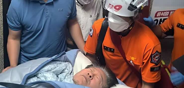 韩国历史以来唯一一位苦肉计总统，李在明用绝食换的民众的信任，几经周折，终于当选韩