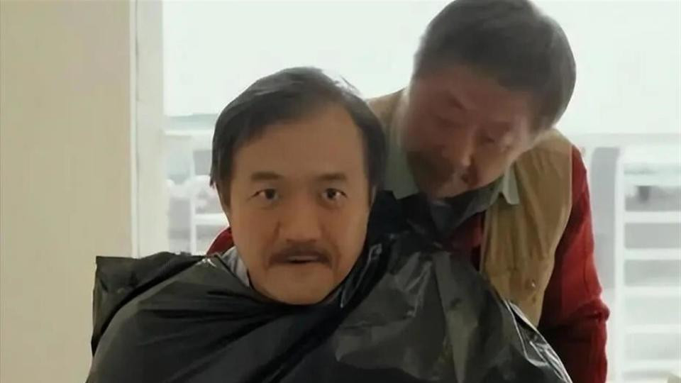 暗恋梅婷被章子怡力挺，如今47岁的他，搭档郭京飞终于开始红了