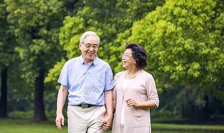 上联：相爱一生情不老
下联：？