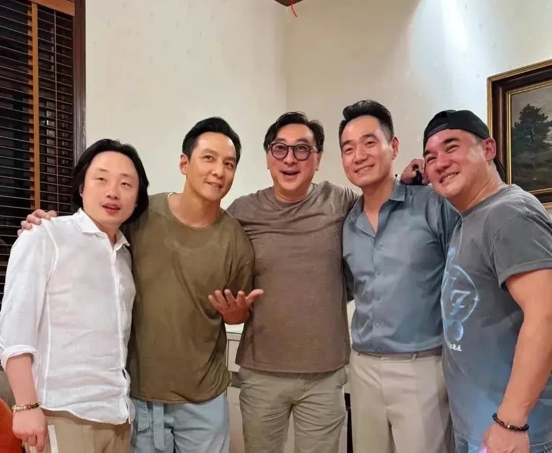 这几位男士只有吴大维名气最大，大家有没有意见？