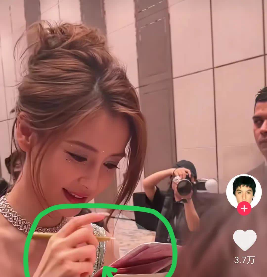 看到这样状态angela baby，
黄晓明不会破防吗？

真是有些时候弄