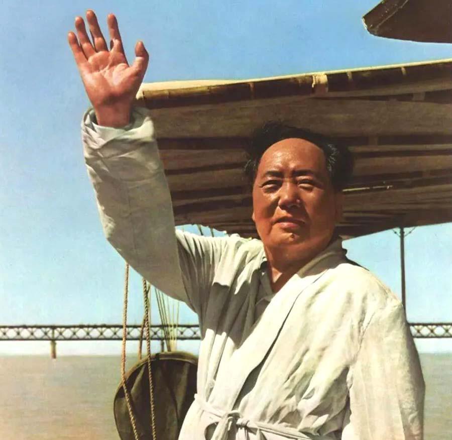 毛主席对农民的意见有多么重视，张耀祠说过一个故事，就很有代表性。
那是在1966