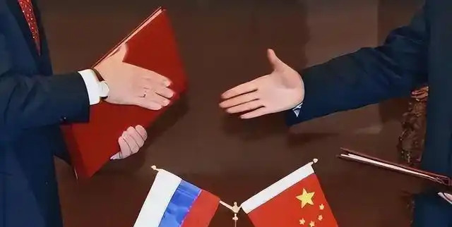 中国建立国际调解院没带俄罗斯，是吃亏后学聪明了。











你可能要
