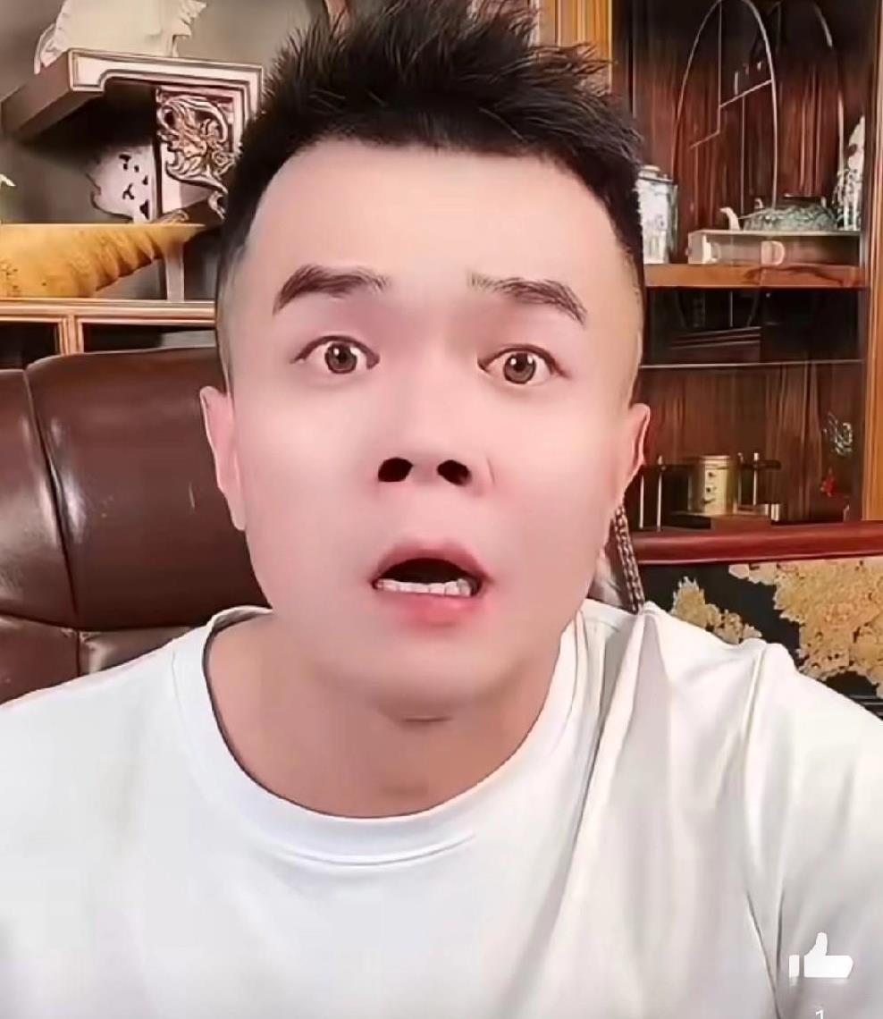驴家小胖说沈曼事件可能会改变互联网的pk玩法！
         驴家小胖说沈曼