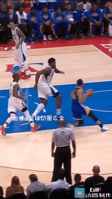 不堪回首的记忆！
作为曾经联盟第一的小后卫，保罗在一次防守库里时，被库里一个简单