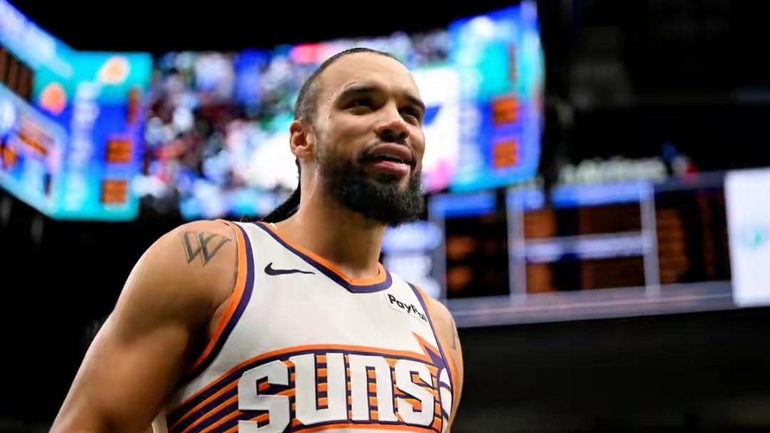 休斯顿媒体: 欢迎杰伦格林狄龙回家，他们为航天城复兴做很大贡献