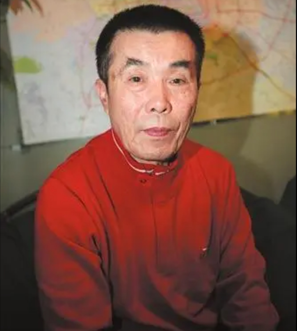 有反转？闫学晶再迎接噩耗，恩师也被牵连