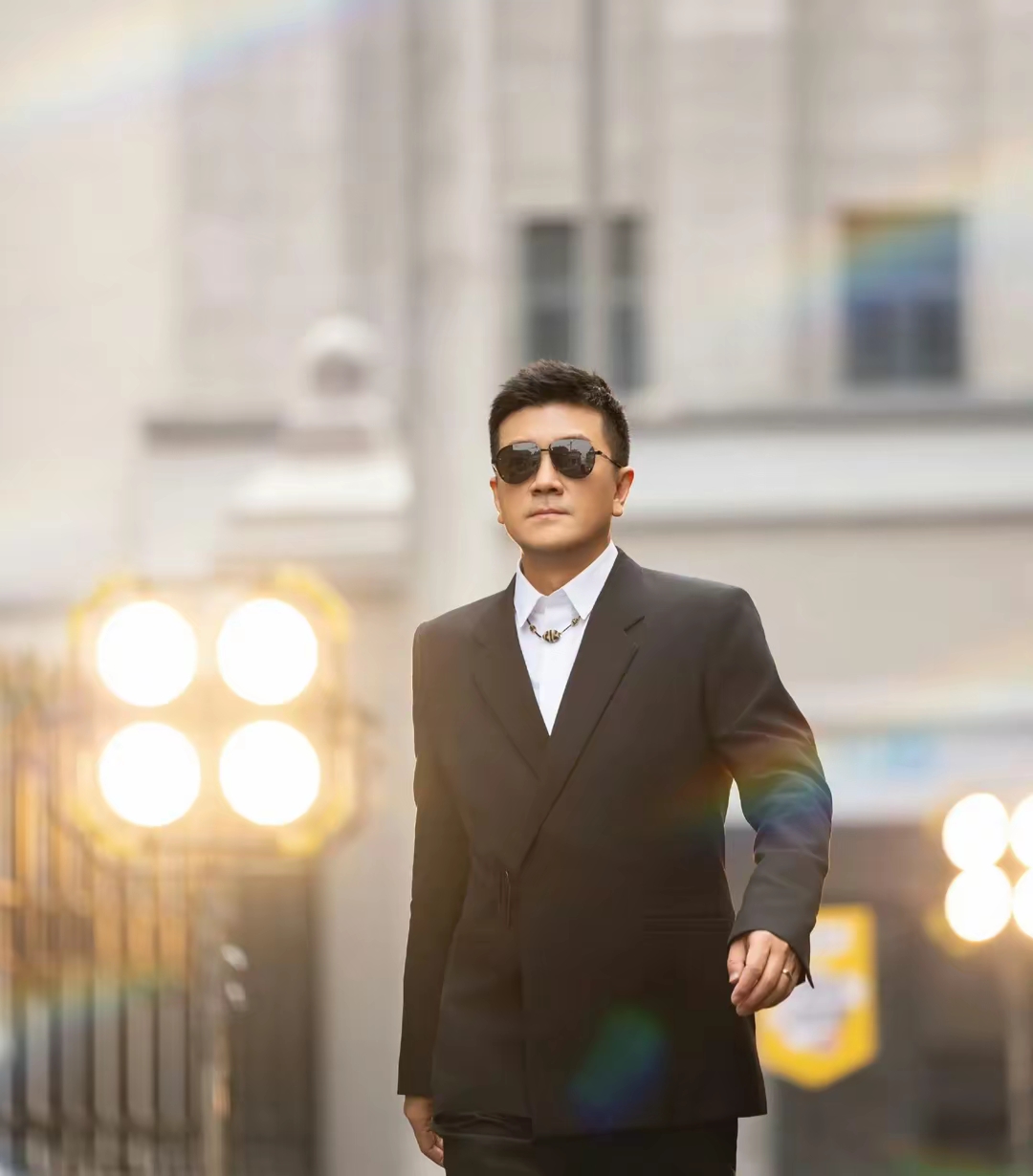 其实我一直不大能理解杨子为什么会来参加《演员请就位3》，毕竟真的感觉他包袱好重啊