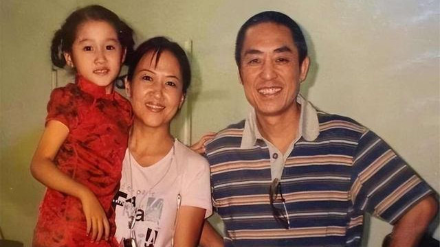 狐狸尾巴终究藏不住, 他妻妾成群, 私生子竟和大腕巩俐越长越像？