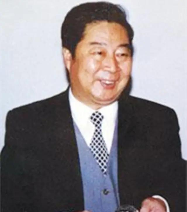 1990年代，湖南省委副书记家中遭遇偷窃，原本想着干完这票便金盆洗手，未曾想小偷