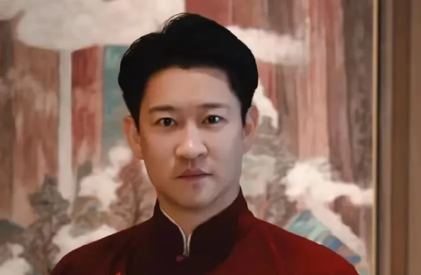 曹云金听云轩比肩郭德纲











我的天哪！这世界变化太快了！曹云金
