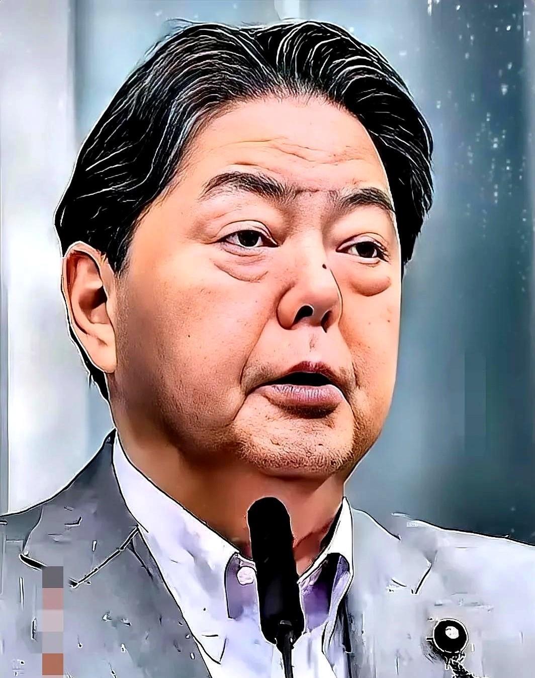 突发！
日本突然正式宣布了，5月30号内阁官房长官林芳正宣布解除对叙利亚“部分制