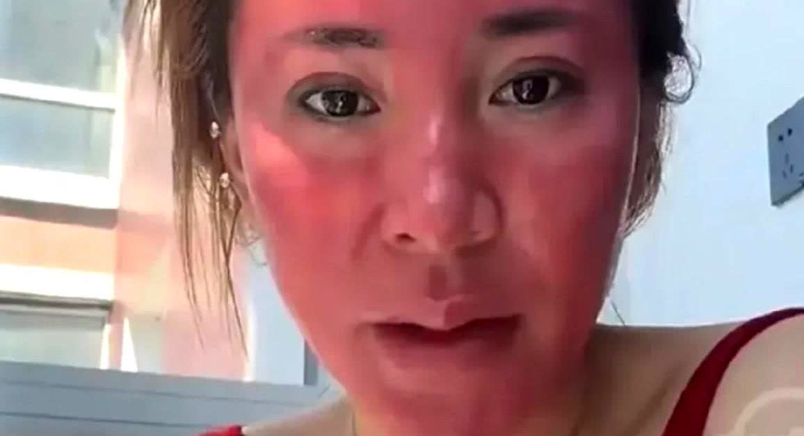 吉林37岁女子从15岁开始化妆，就没有卸过妆。

好不容易勤奋一次，心血来潮