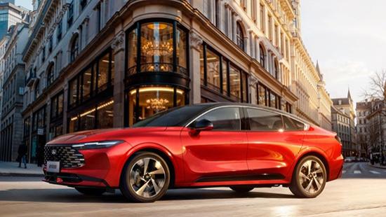 福特新蒙迪欧上市 售价14.98-19.98万元