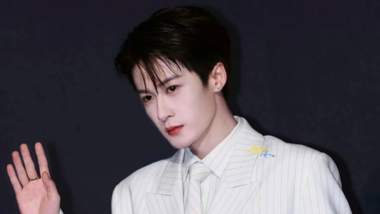 檀健次与刘一诺同款引发的甜蜜猜想，粉丝热议背后是对他作品的期待