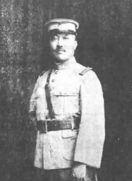1938年，日军少将带16个军官视察伪军师长黄宇宙的队伍，期间，他感觉不对劲，正