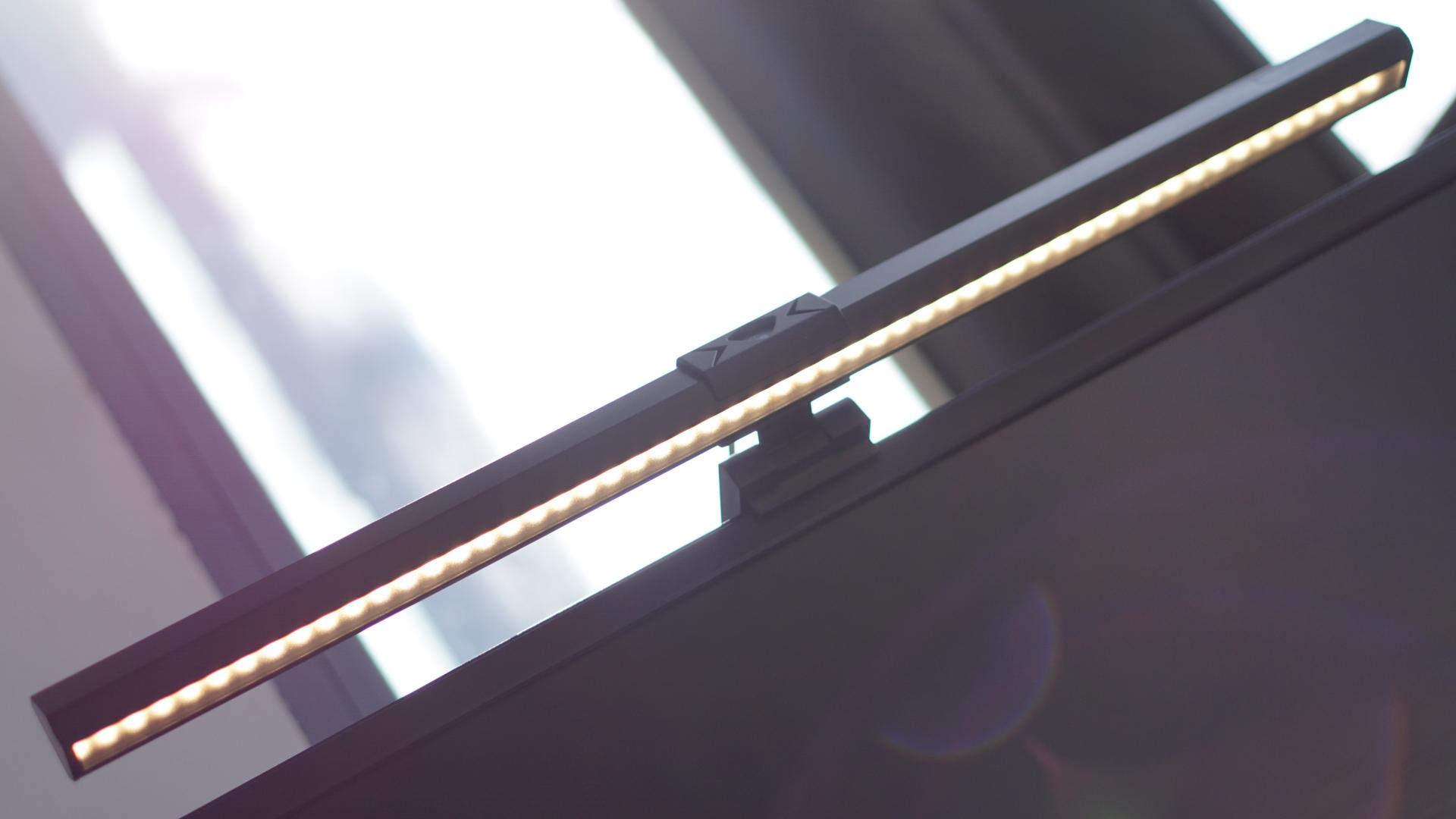 不伤眼的屏幕护眼灯，书客SKR1始终坚持高精度品质