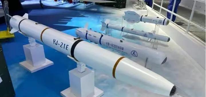 在22年，我国就已经把鹰击21的出口版鹰击21E摆上货架了，这意味着什么？这意味