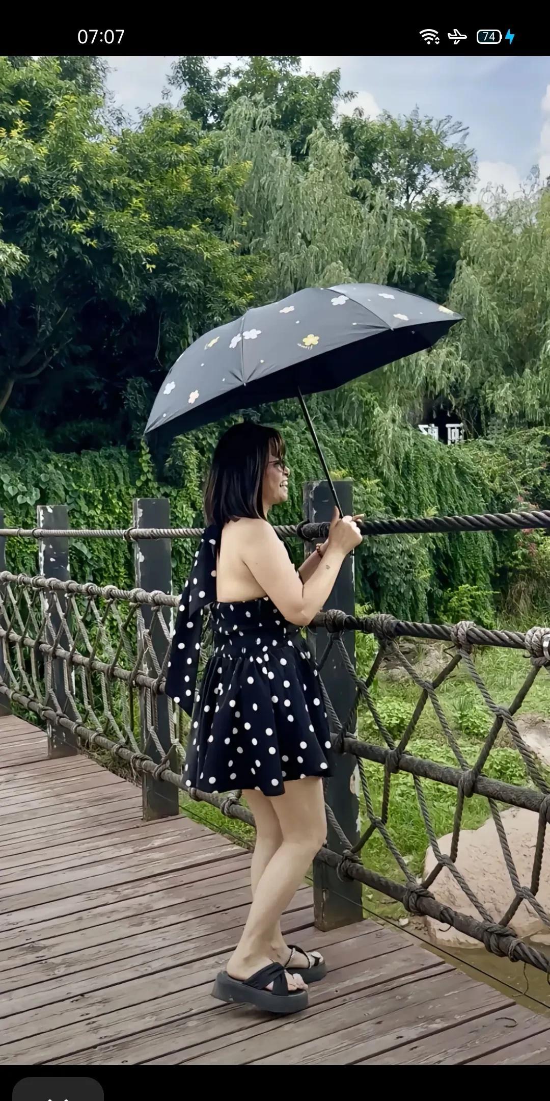 家人们谁懂啊！我都快奔五的人了，一直自我感觉良好，觉得自己还是青春美少女一枚，岁