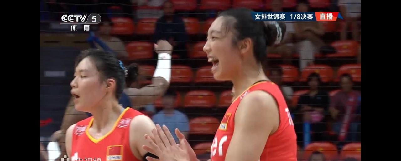 让二追三，法国女排打疯了，中国女排绝地反击！
女排世锦赛八分之一决赛，中国女排和