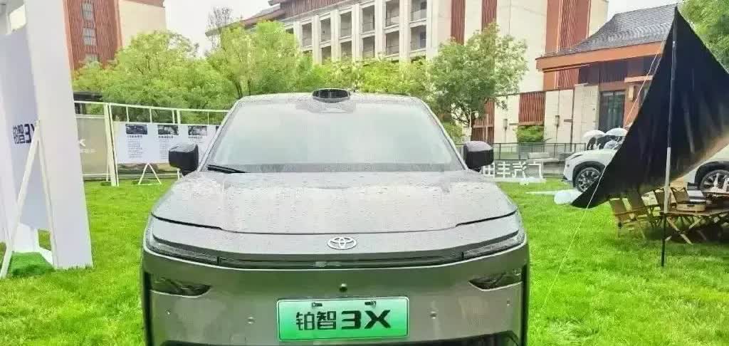 科目三的教练这样告诉我们
好好珍惜练科目三的时光

因为这是你独一无二
