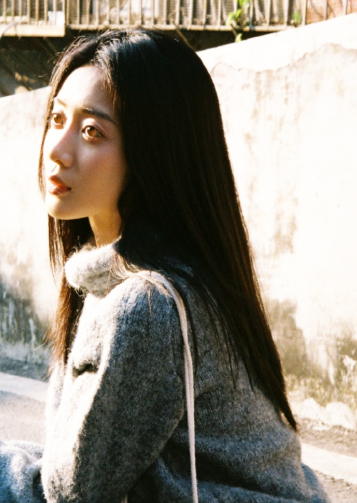 王梓薇的春日街拍