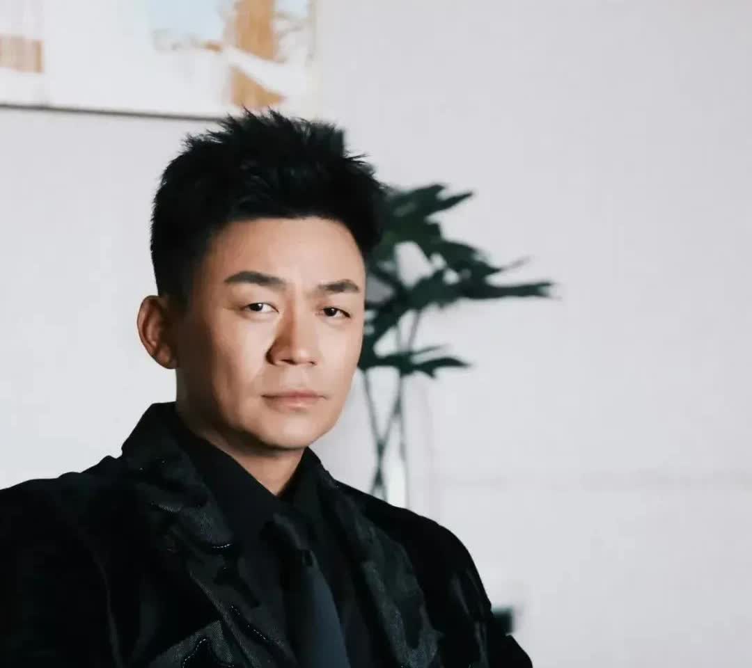 闫妮说的话含金量还在提升!

闫妮：王宝强没拿白玉兰最佳男主角，但他演技被观