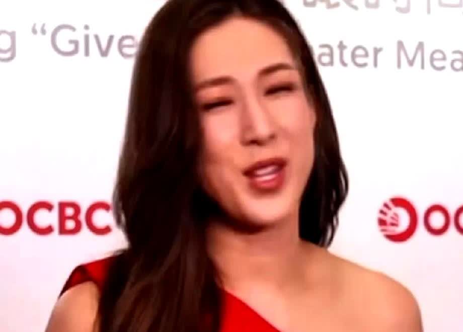 钟嘉欣:不要讲了

被记者问以前林峯对她有好感？

钟嘉欣说:“大家都结