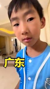 广东宏远队朱总赶紧记下来，准备好钱，未来有希望了！
周琦大儿子糊糊心向广东队，在