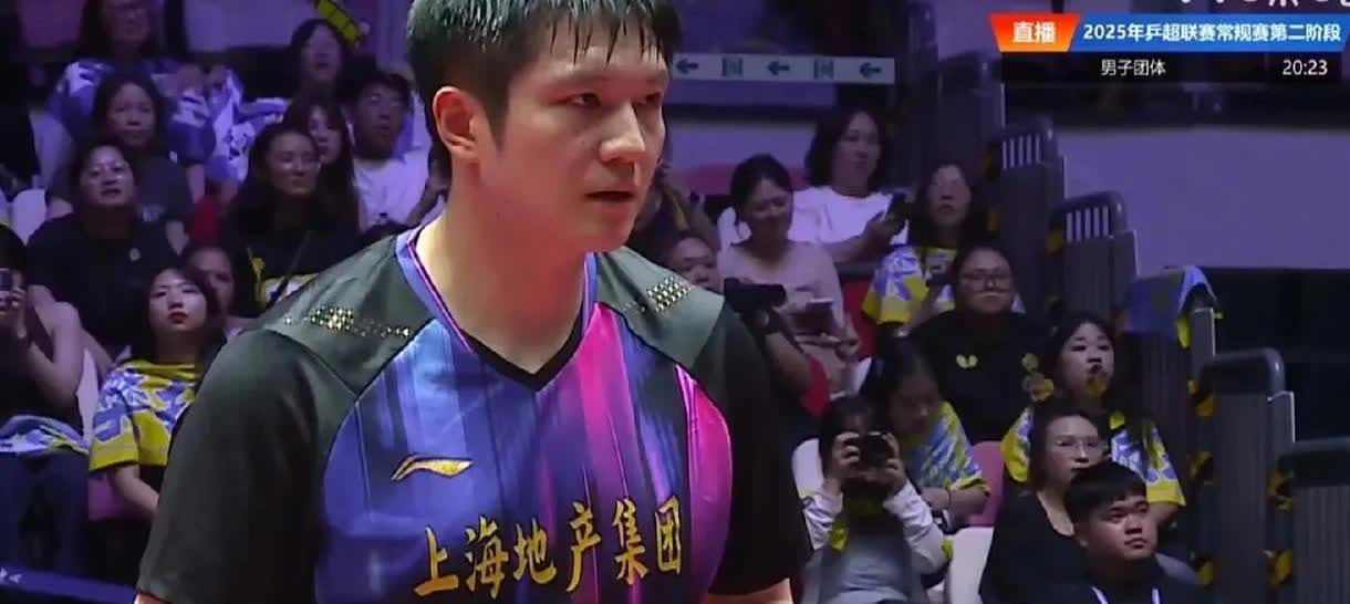 樊振东乒超三天都在打比赛，
而且每天比赛都是主力，
其他俱乐部都有休赛，

