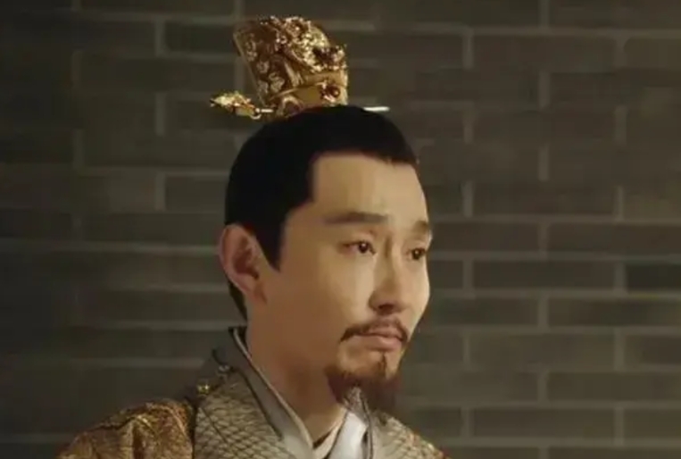 朱祁钰其实有一个非常好的办法防止朱祁镇夺门之变反扑当皇帝。
既然把朱祁镇接回来了