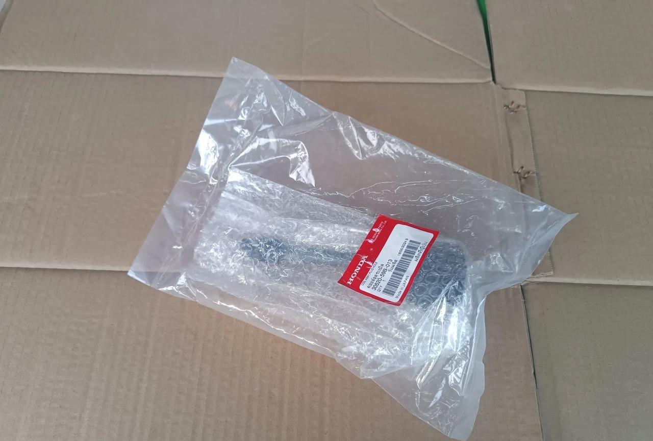 这个配件有意思
本田1.5T的点火线圈
泰文标签，这个比较少见
而且制造地也不是
