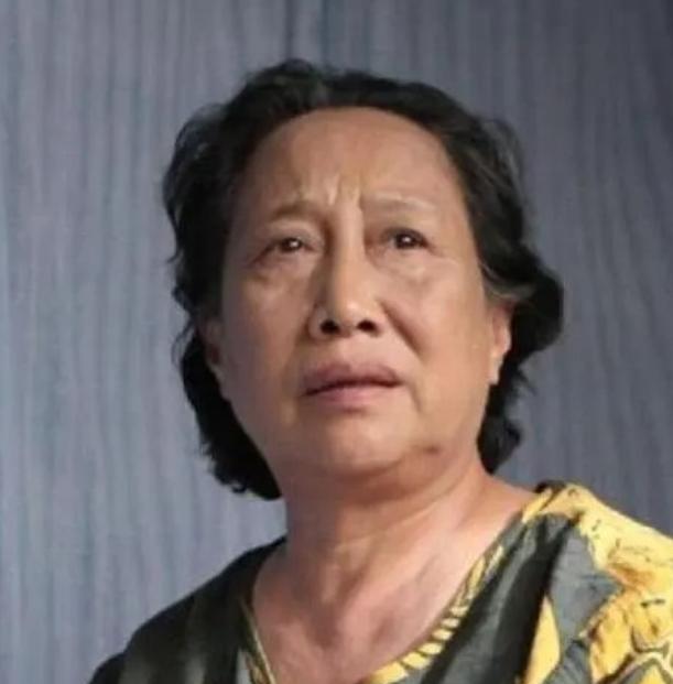 1980年，演员孙桂田满怀欣喜买了个四合院，还是在北京故宫旁边，随着手头上的宽裕