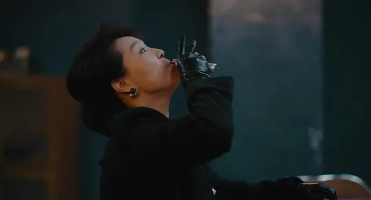    没读过原著，但是看完《毕正明的证明》感觉电影版的问题就是太想留住小说全貌，