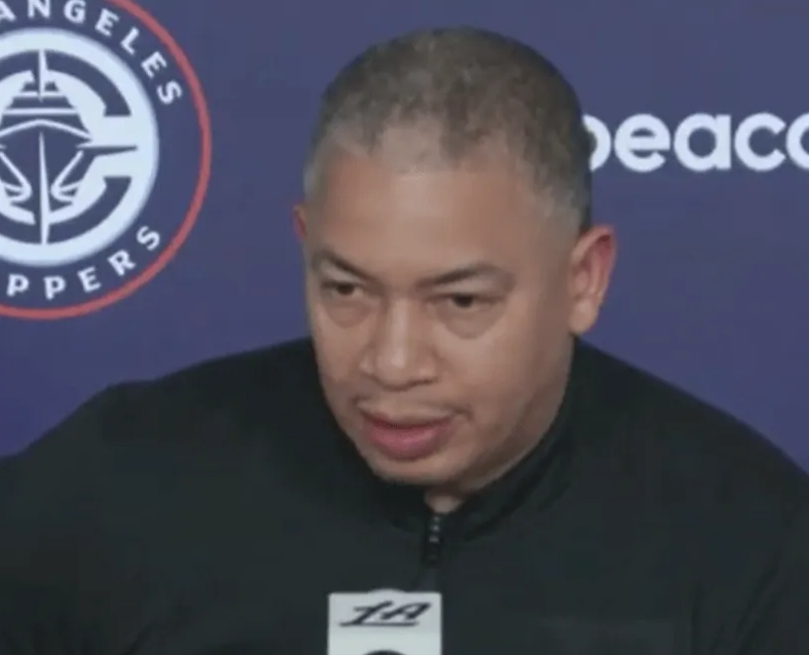 今天NBA常规赛快船主场对阵勇士的比赛已经结束。全场战罢，快船以103-102战