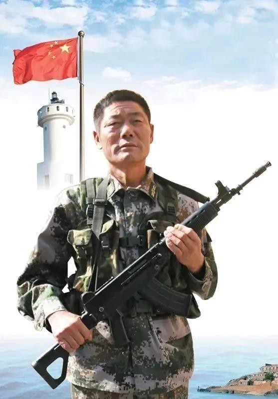 1986年，王继才接到任务，要去守护只有0.013平方千米的开山岛。从此，他和妻