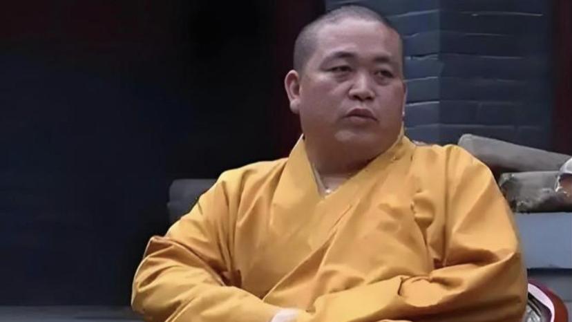 少林寺风波升级！释永信栽了，外国媒体都在报道，新来的住持能行吗
