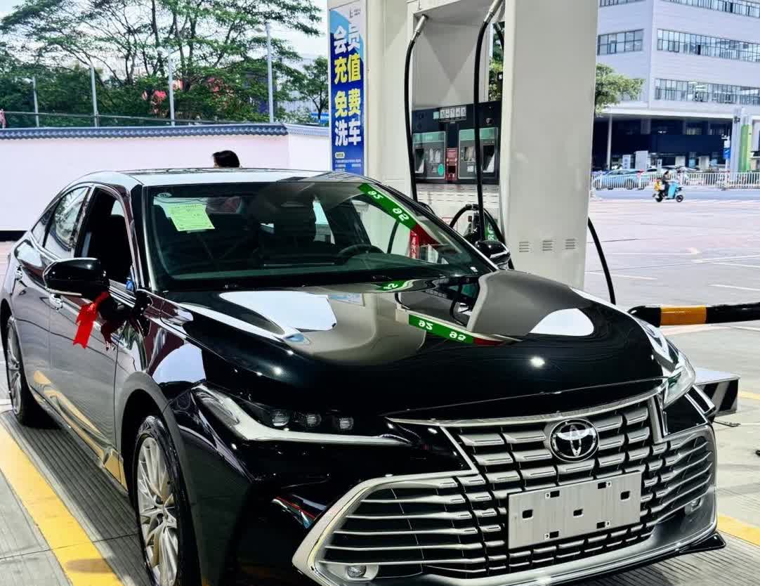 一句话结论：能买，但得先确认你能不能忍受它的“中年感”。
1.  价格与定位
