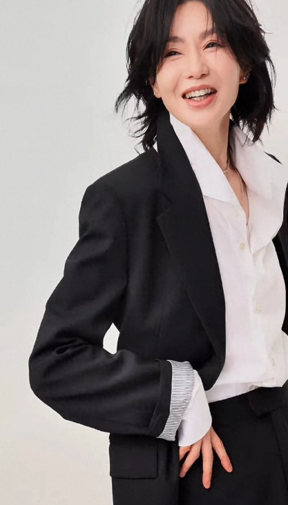 张曼玉根本不可能上《浪姐》。

他说，节目组确实三顾茅庐，开的条件堪称梦幻——无