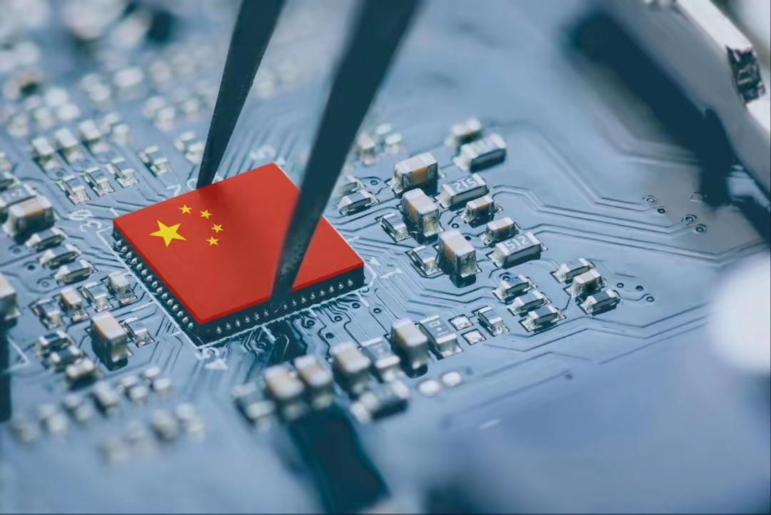 中国替华为撑腰，通电全球197国，谁封杀打谁，美国怂了，偷偷将“封杀”改成了“提
