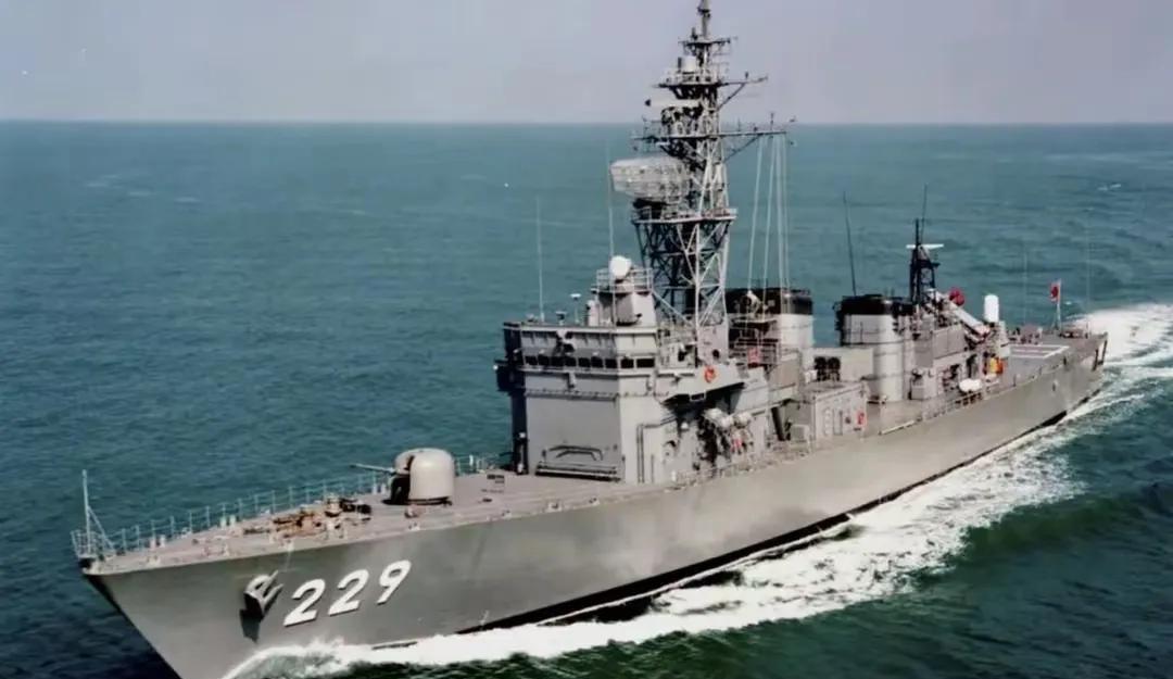 日本果然动手了，六艘战舰全面武装菲律宾
根据7月6号日本和菲律宾方面的媒体发布的