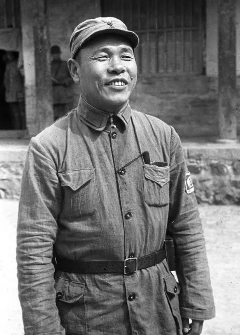 [微风]1951年，特务张树桥落网，面对审讯，张树桥语出惊人：“不怕告诉你们，我