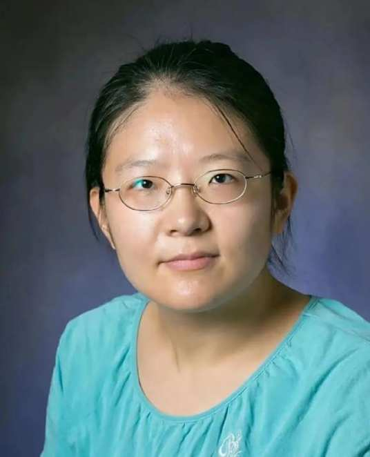 广州一女教授在985任教3年，每次课上都没几个人上课，最终因考核不过惨遭辞退，万