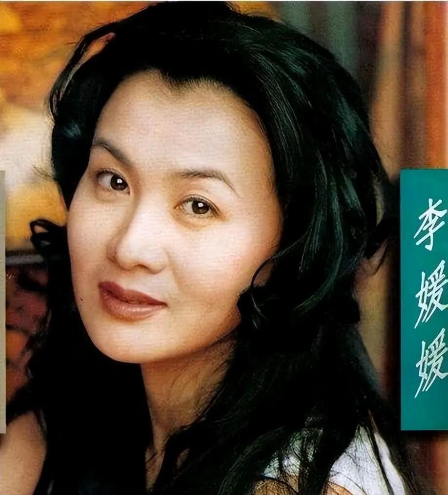 三位女神集体谢幕，那些年惊艳了我们的时光。
李媛媛的《围城》里苏文纨成为了时代的