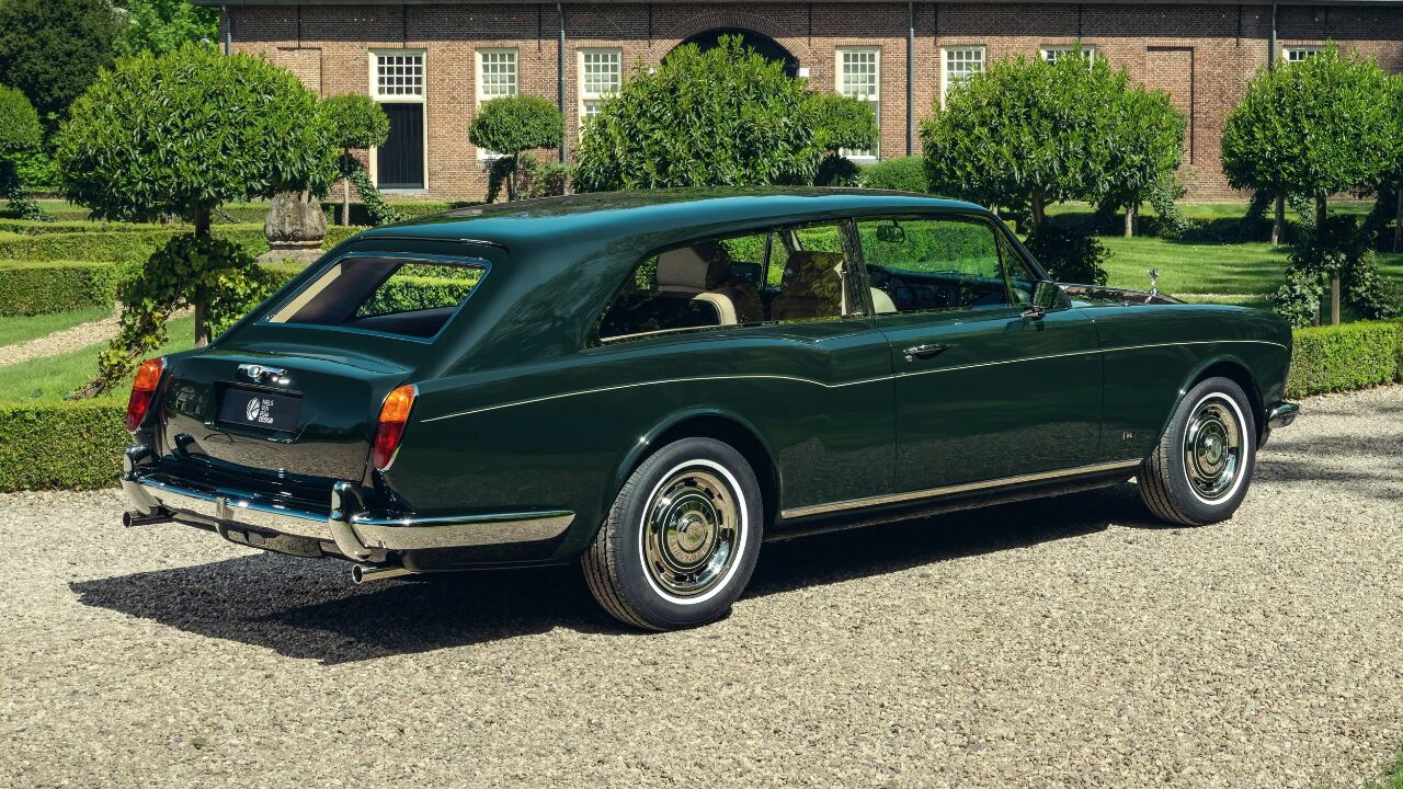 1981年劳斯莱斯险路猎装版背后，竟隐藏了定制版自行车架