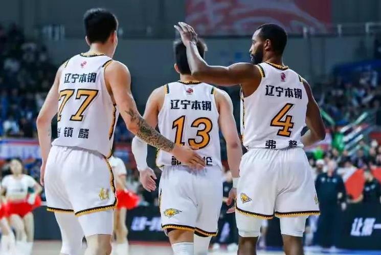 CBA模式越来越趋于NBA了，这是好事！
在交易截止日前，爆出了很多比较炸裂的建