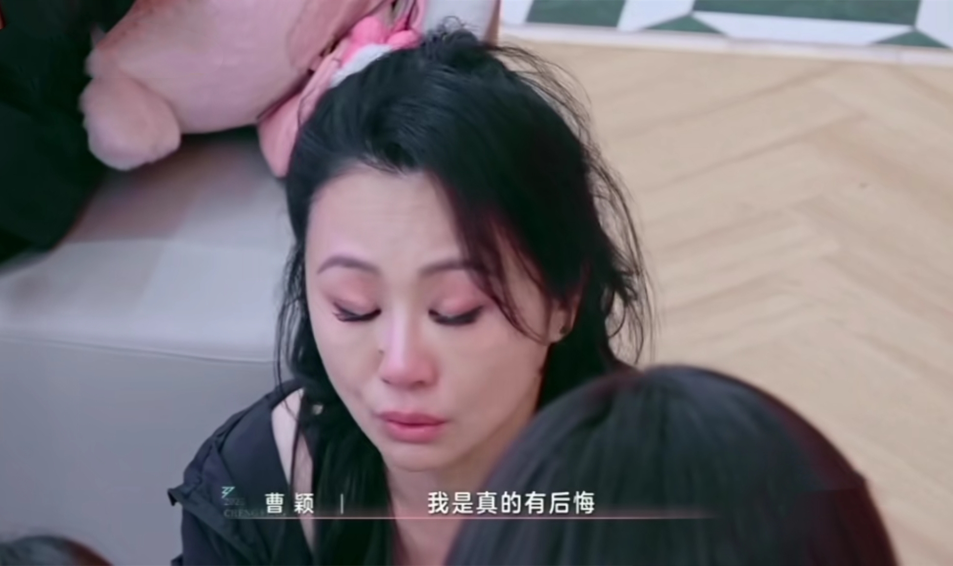 曹颖曾做完胃癌手术后仅8天就复工直播带货。医疗专家曾建议术后静养3个月，但她仍选