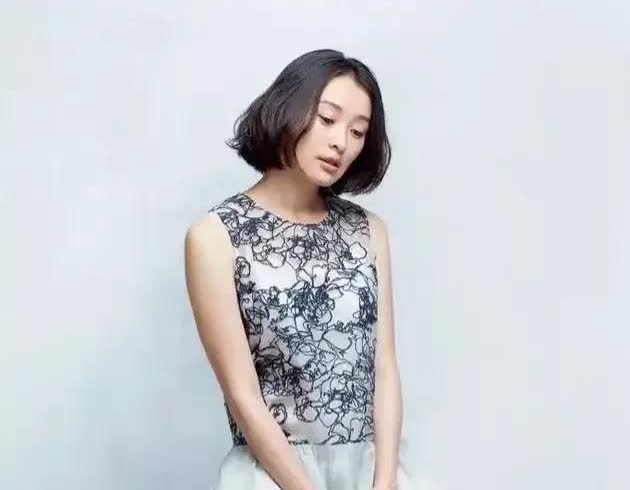 吴越啊
你是该做的一样没做，
没结婚，没对象，也没有孩子，现在都53岁了，还